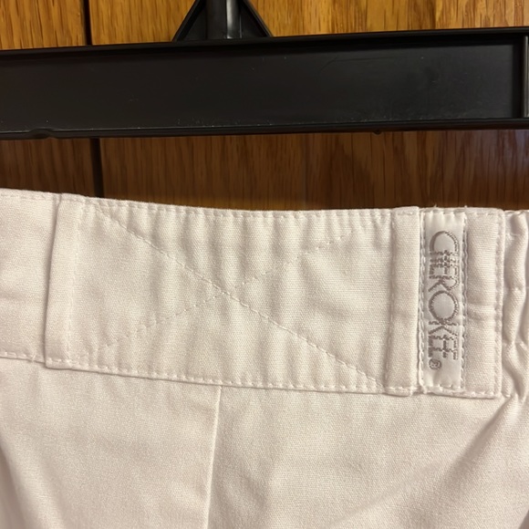 Women’s white Cherokee XL uniform pants - Picture 4 of 5